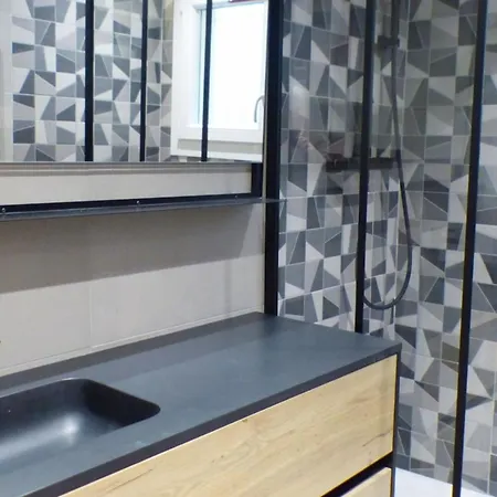 Appartement Cocoon With Garden In *