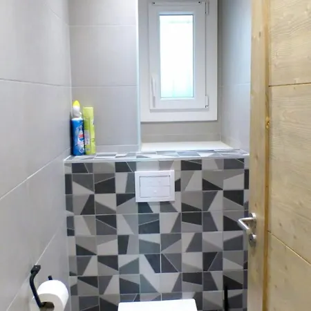 Cocoon With Garden In *