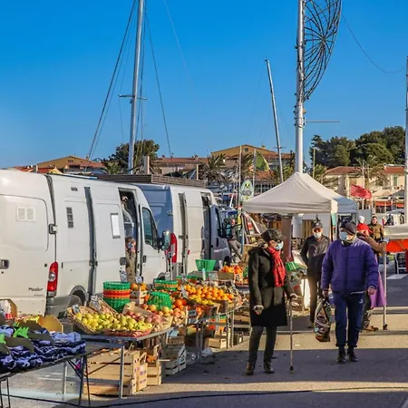 Cocoon With Garden In * סנרי-סור-מר