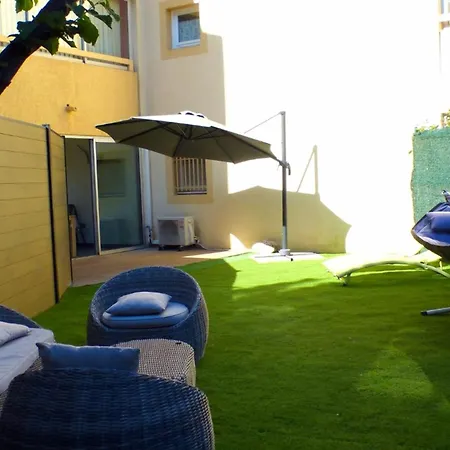 شقة Cocoon With Garden In ساناري سور مير
